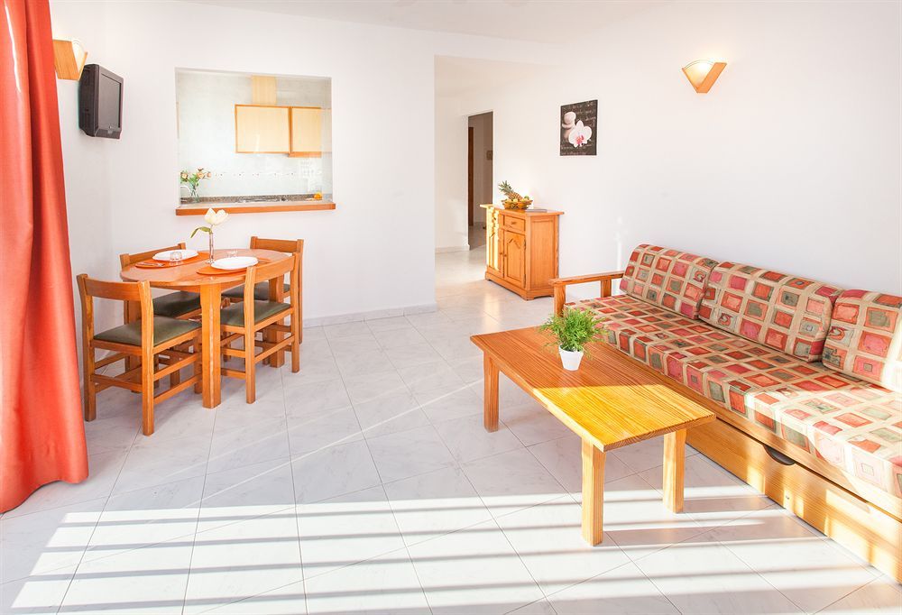 Ferienwohnung Typic Oasis Sa Tanca Cala Llonga  Exterior foto