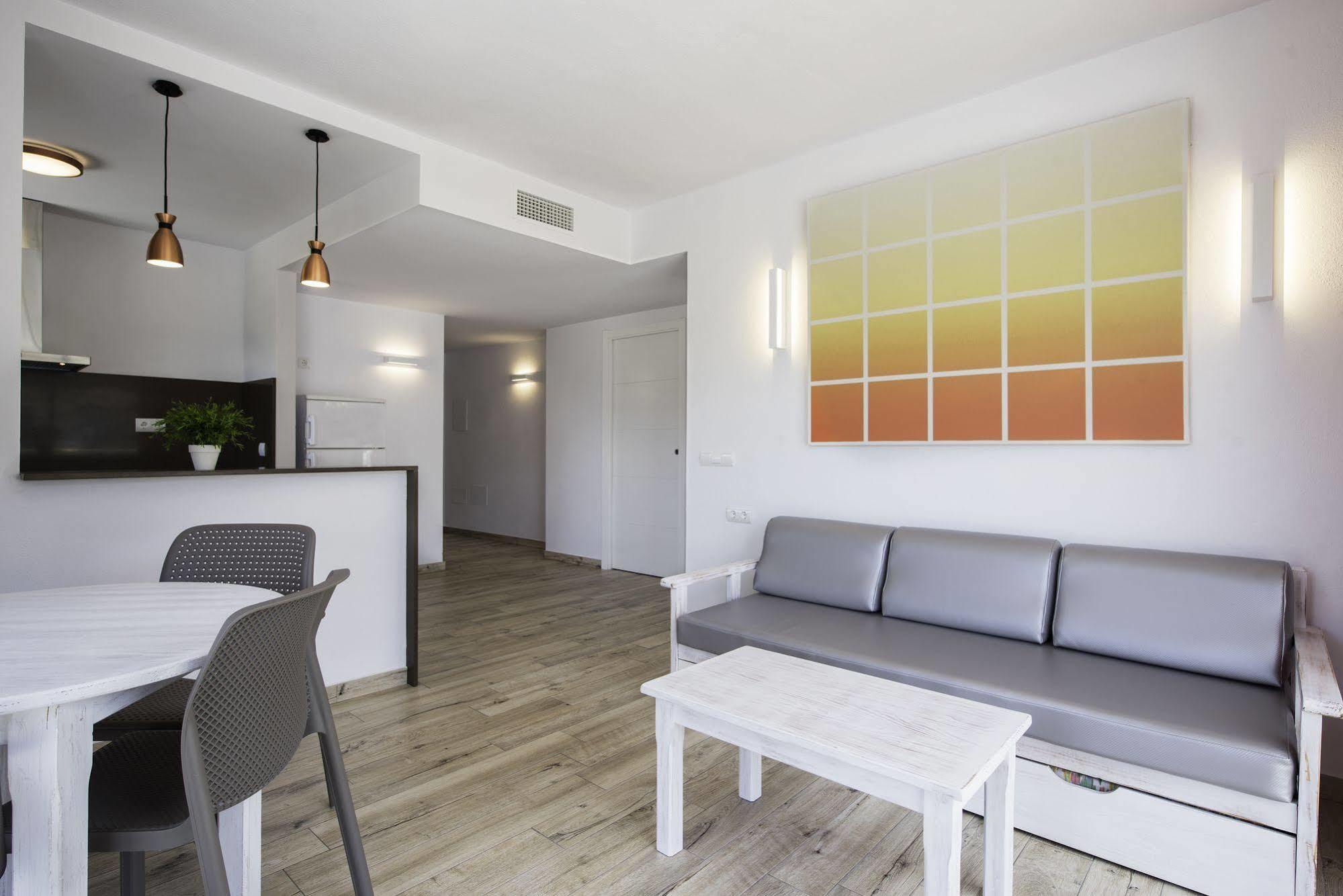 Ferienwohnung Typic Oasis Sa Tanca Cala Llonga  Exterior foto