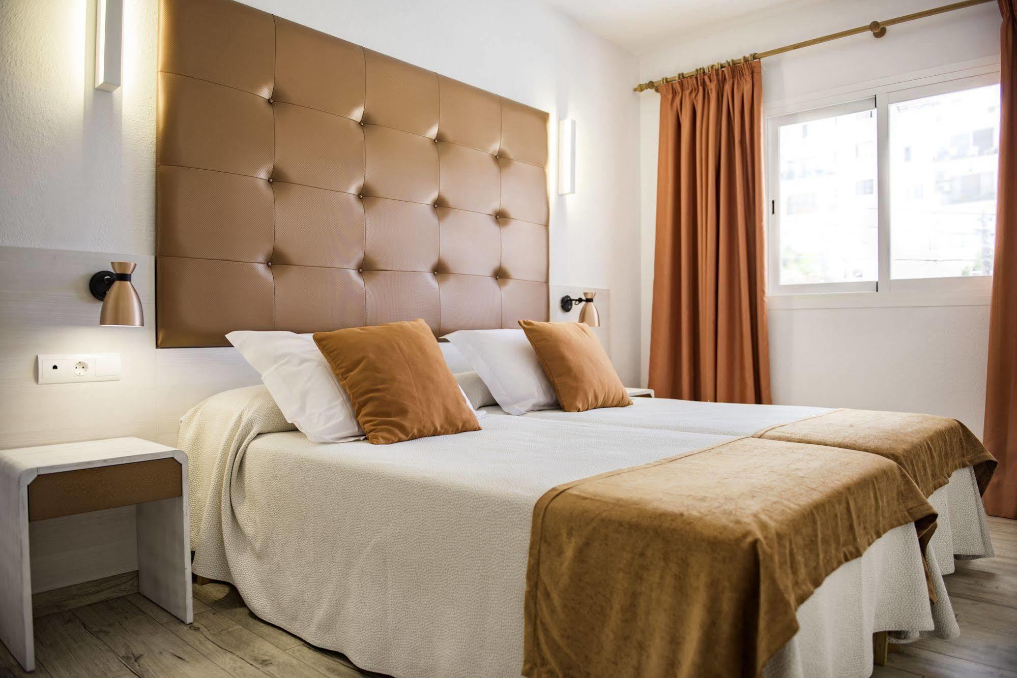 Ferienwohnung Typic Oasis Sa Tanca Cala Llonga  Exterior foto